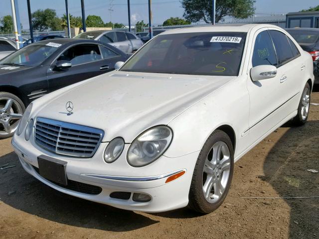 WDBUF56J46A940297 - 2006 MERCEDES-BENZ E 350 WHITE photo 2