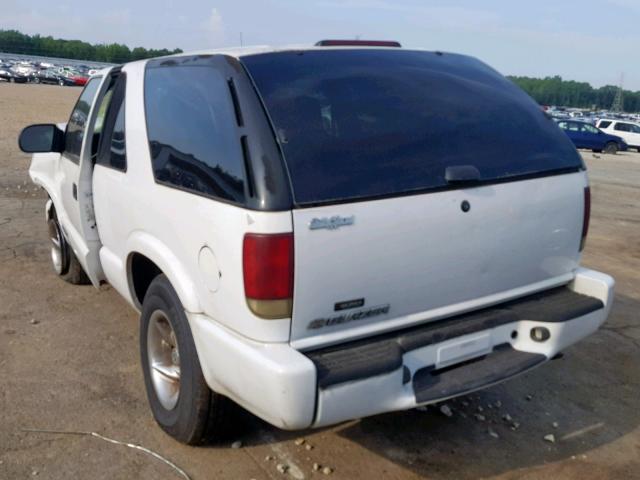 1GNCS18X64K152123 - 2004 CHEVROLET BLAZER WHITE photo 3