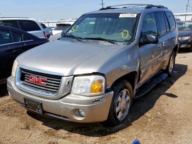 1GKDT13S722372684 - 2002 GMC ENVOY TAN photo 2