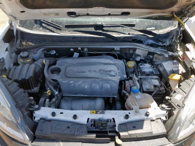 ZFBERFAT7G6B83823 - 2016 RAM PROMASTER 白色 照片 7