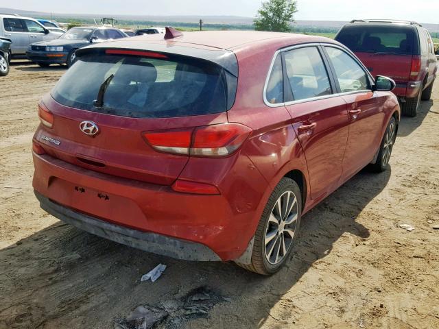 KMHH35LE0JU014372 - 2018 HYUNDAI ELANTRA GT RED photo 4