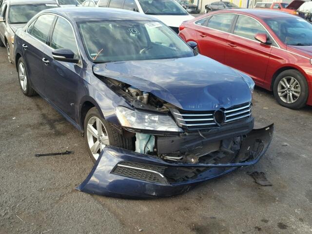 1VWBP7A35DC104443 - 2013 VOLKSWAGEN PASSAT SE BLUE photo 1