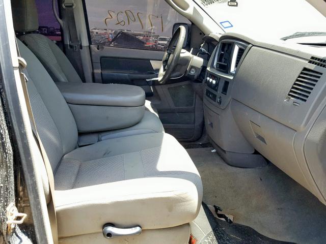 3D7KR28A27G800608 - 2007 DODGE RAM 2500 S შავი ფოტო 5