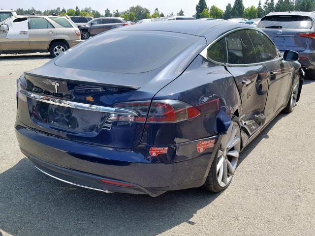 5YJSA1CP4DFP16413 - 2013 TESLA MODEL S BLUE photo 4