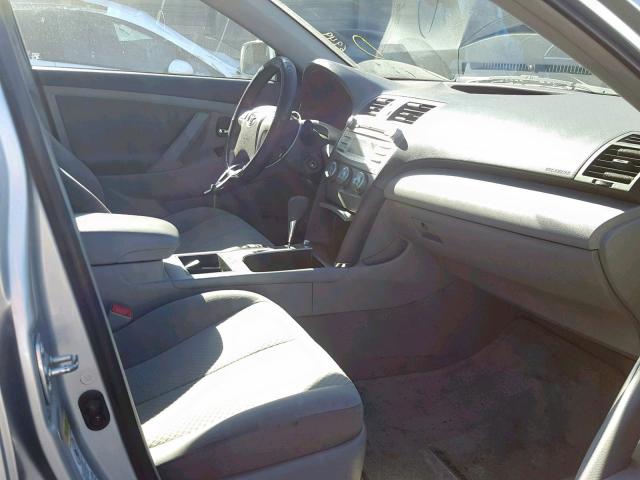 4T1BE46K27U681836 - 2007 TOYOTA CAMRY NEW SILVER photo 5