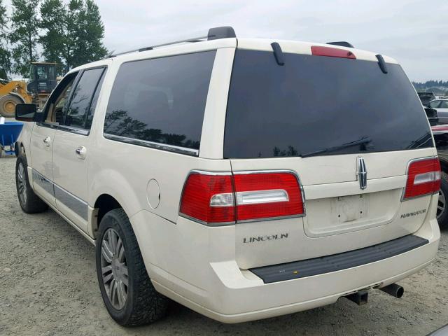 5LMFL28527LJ23992 - 2007 LINCOLN NAVIGATOR WHITE photo 3