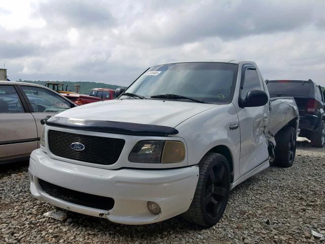 2FTZF0730XCA94647 - 1999 FORD F150 SVT L WHITE photo 2