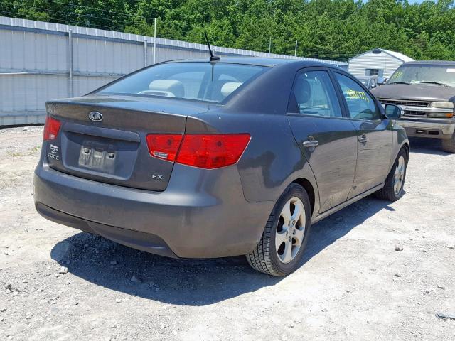 KNAFU4A27A5244638 - 2010 KIA FORTE EX GRAY photo 4