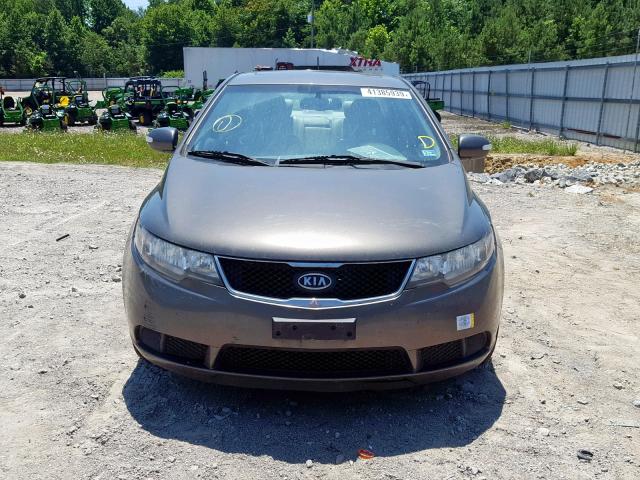 KNAFU4A27A5244638 - 2010 KIA FORTE EX GRAY photo 9