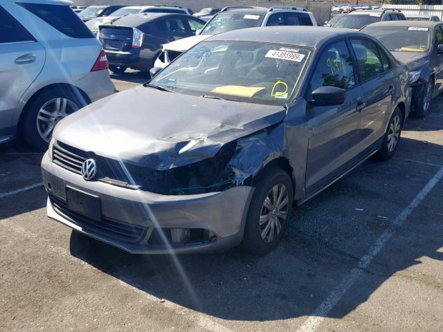 3VW2K7AJ6EM316202 - 2014 VOLKSWAGEN JETTA BASE GRAY photo 2