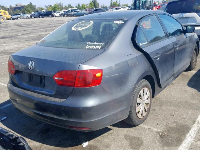 3VW2K7AJ6EM316202 - 2014 VOLKSWAGEN JETTA BASE GRAY photo 4