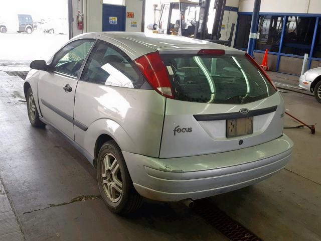 3FAFP31382R174455 - 2002 FORD FOCUS ZX3 GRAY photo 3