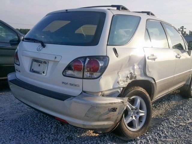 JTJGF10UX30150317 - 2003 LEXUS RX 300 WHITE photo 9