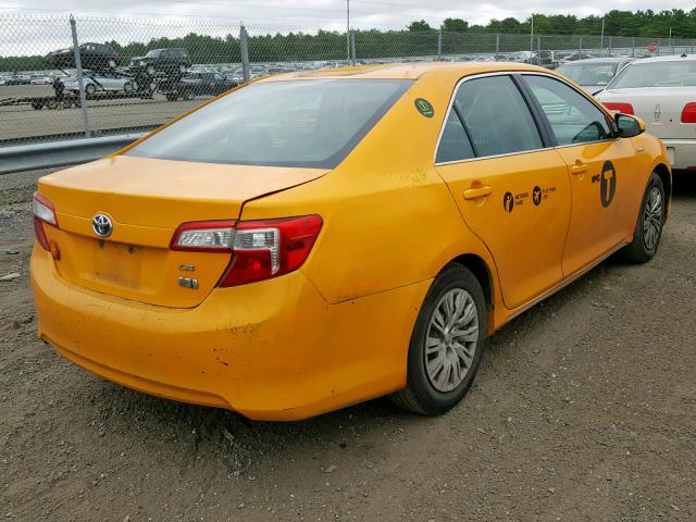 4T1BD1FK4CU043437 - 2012 TOYOTA CAMRY HYBR YELLOW photo 4