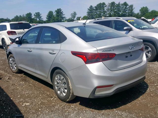 3KPC24A33KE046827 - 2019 HYUNDAI ACCENT SE SILVER photo 3