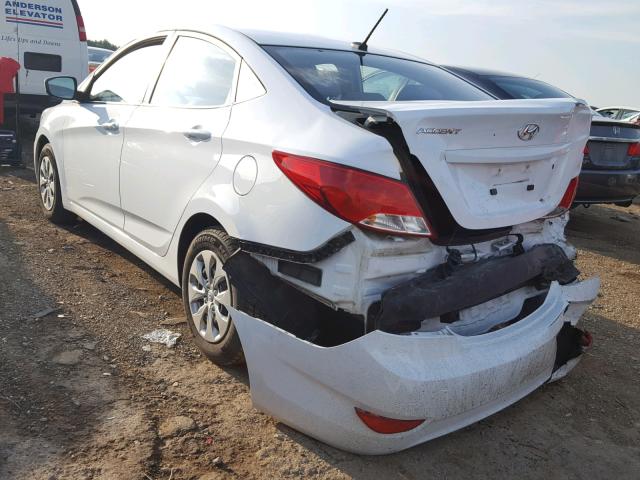 KMHCT4AE7GU111648 - 2016 HYUNDAI ACCENT SE WHITE photo 3