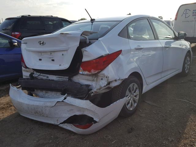 KMHCT4AE7GU111648 - 2016 HYUNDAI ACCENT SE WHITE photo 4