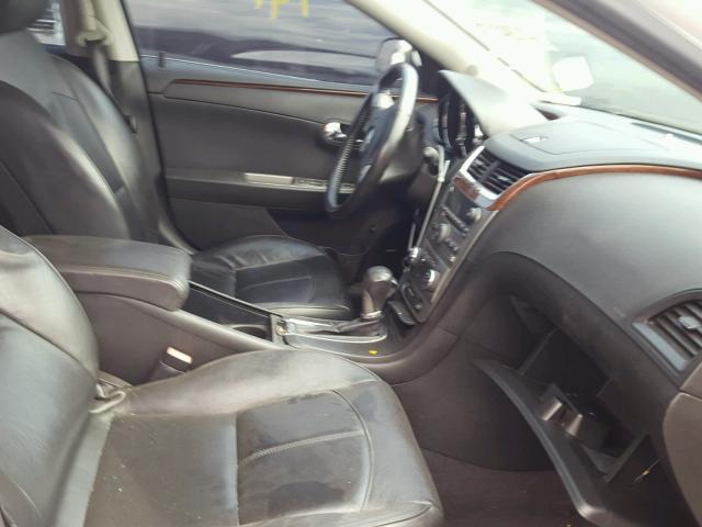 1G1ZE5E10BF269082 - 2011 CHEVROLET MALIBU LTZ თეთრი ფოტო 5