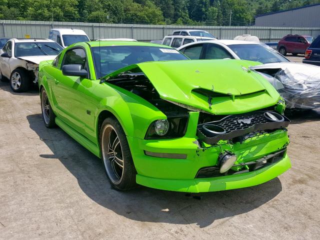 1ZVFT82H555109287 - 2005 FORD MUSTANG GT GREEN photo 1