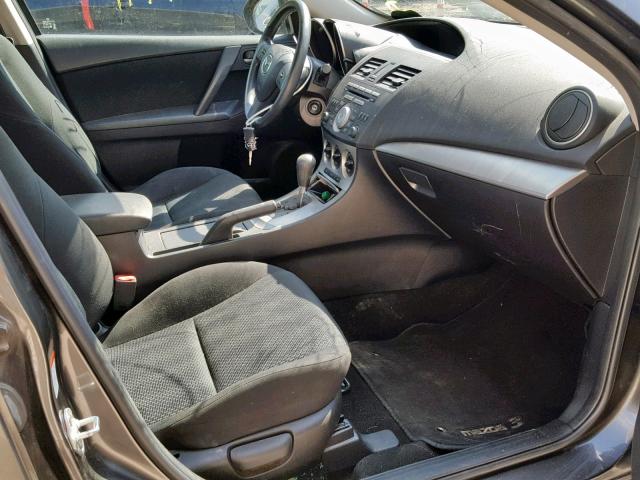 JM1BL1SF1A1102748 - 2010 MAZDA 3 I GRAY photo 5