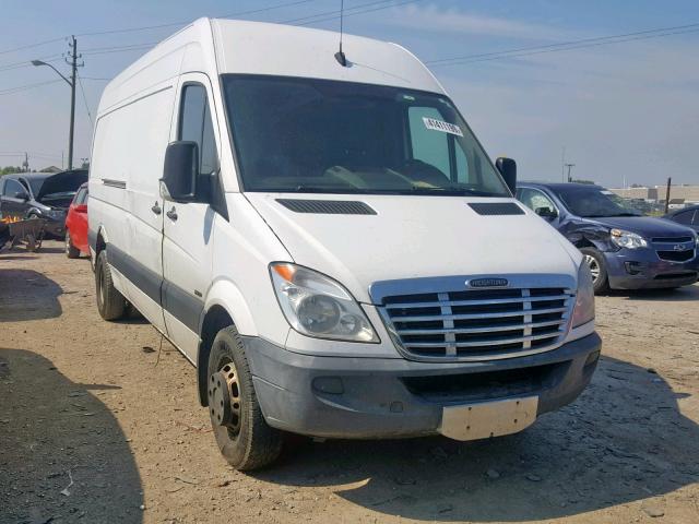 WDYPF1CC2B5588034 - 2011 FREIGHTLINER SPRINTER 3 WHITE photo 1