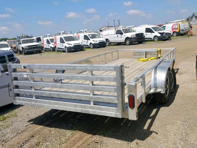 5LEB1UF29K1186077 - 2019 QUAL TRAILER SILVER photo 4