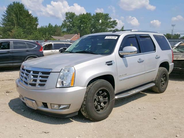 1GYUKBEF5AR154196 - 2010 CADILLAC ESCALADE L SILVER photo 2