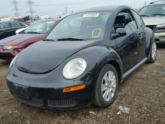 3VWPW31C99M509700 - 2009 VOLKSWAGEN NEW BEETLE BLACK photo 2