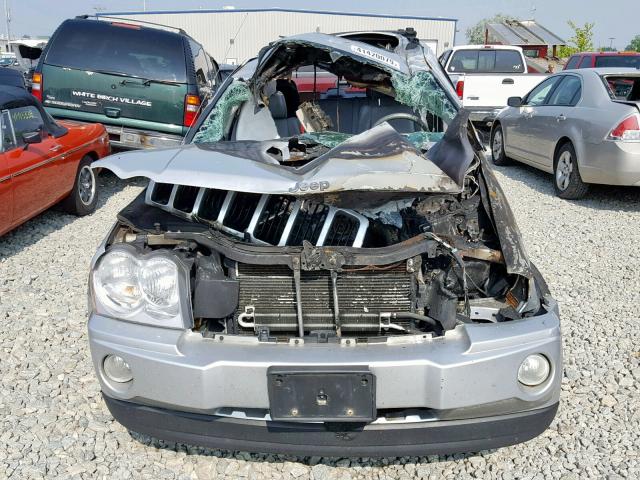 1J8HR48P17C522171 - 2007 JEEP GRAND CHER SILVER photo 9