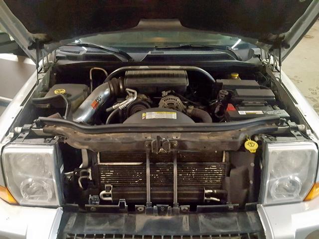 1J8HG48K88C107540 - 2008 JEEP COMMANDER SILVER photo 7