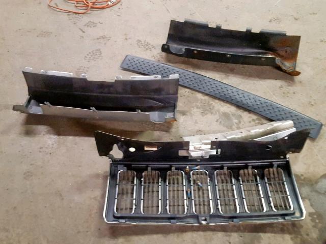 1J8HG48K88C107540 - 2008 JEEP COMMANDER SILVER photo 9