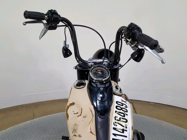 1HD1JRV10FB016055 - 2015 HARLEY-DAVIDSON FLS SOFTAI CREAM photo 18