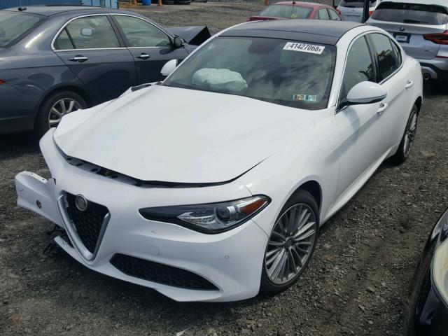 ZARFAEEN0H7542460 - 2017 ALFA ROMEO GIULIA TI WHITE photo 2