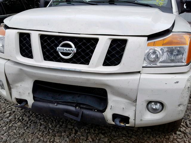 1N6AA0EC9CN326923 - 2012 NISSAN TITAN S WHITE photo 9