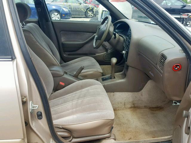 4T1BG12K8TU716288 - 1996 TOYOTA CAMRY DX TAN photo 5