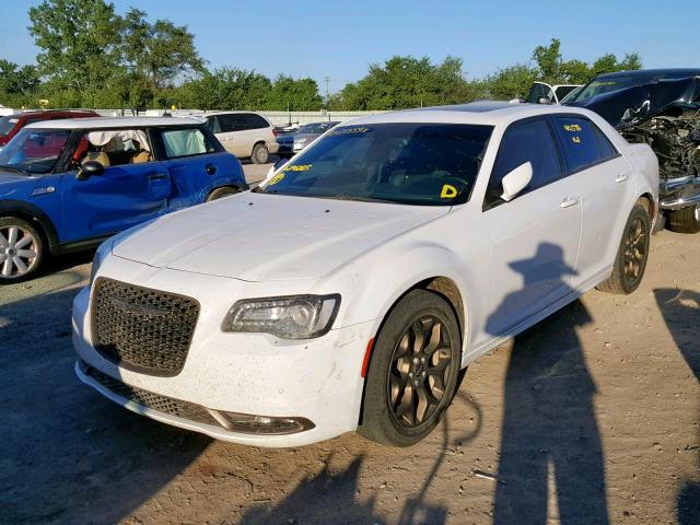 2C3CCAGG7GH296285 - 2016 CHRYSLER 300 S WHITE photo 2