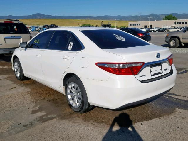 4T1BD1FK0FU153213 - 2015 TOYOTA CAMRY HYBR WHITE photo 3