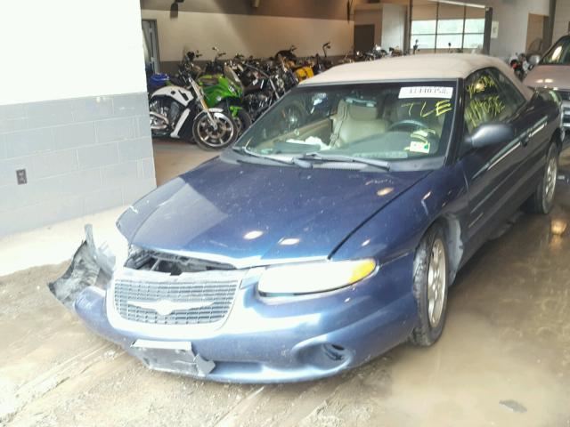 3C3EL55HXYT303735 - 2000 CHRYSLER SEBRING JX BLUE photo 2