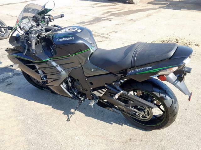 JKBZXNJ12KA008272 - 2019 KAWASAKI ZX1400 J TWO TONE photo 3