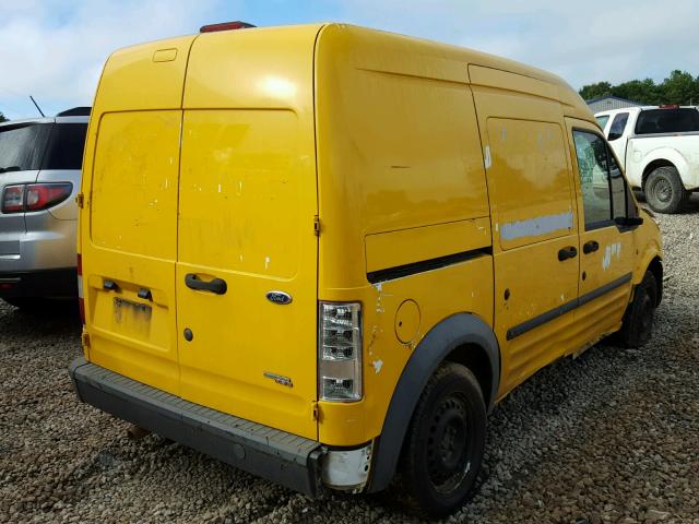 NM0LS7AN3DT147800 - 2013 FORD TRANSIT CO YELLOW photo 4