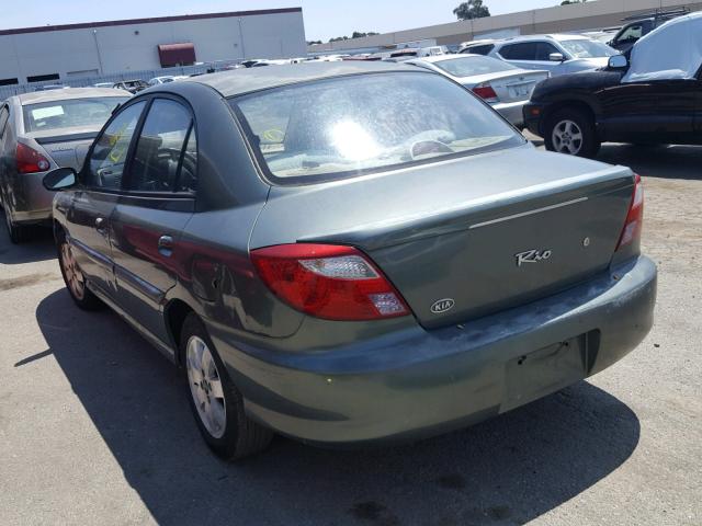 KNADC123816076423 - 2001 KIA RIO GREEN photo 3