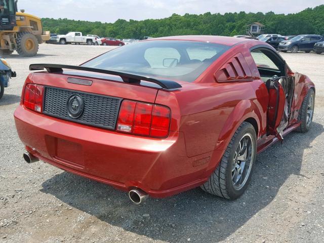 1ZVHT82H095127615 - 2009 FORD MUSTANG GT RED photo 4