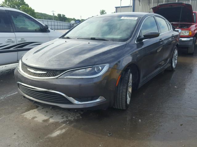 1C3CCCAB1FN653703 - 2015 CHRYSLER 200 LIMITE GRAY photo 2