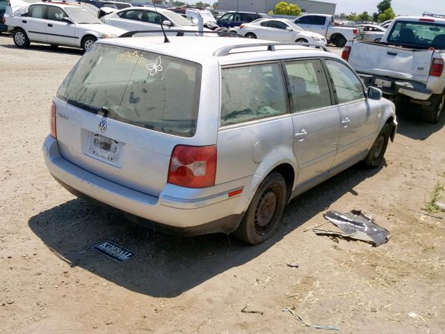 WVWND63B03E070468 - 2003 VOLKSWAGEN PASSAT GL SILVER photo 4