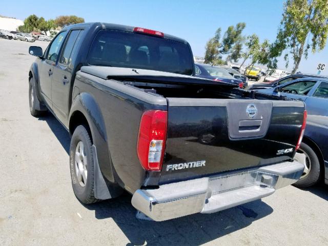 1N6AD07W16C409048 - 2006 NISSAN FRONTIER C BLACK photo 3