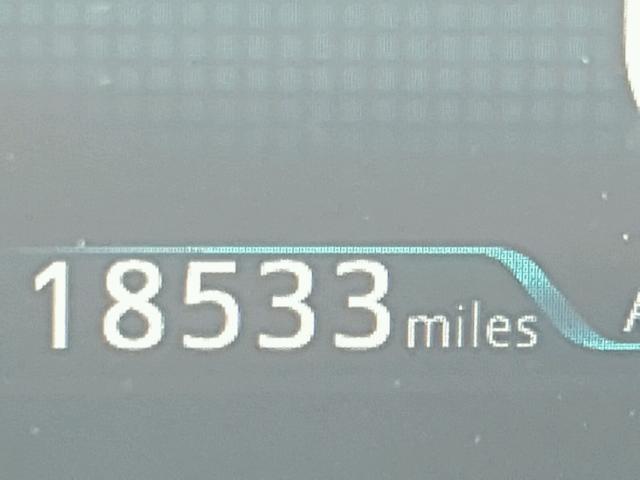 JTDKARFP9H3032521 - 2017 TOYOTA PRIUS PRIM ლურჯი ფოტო 8