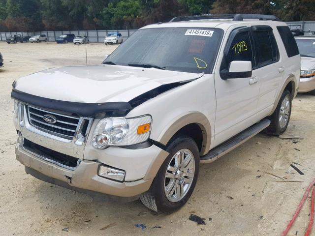 1FMEU64E49UA43566 - 2009 FORD EXPLORER E WHITE photo 2