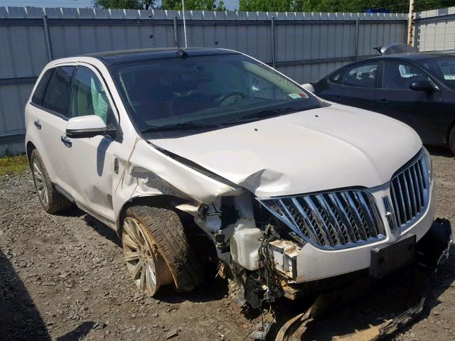 2LMDJ8JK4FBL29496 - 2015 LINCOLN MKX WHITE photo 1