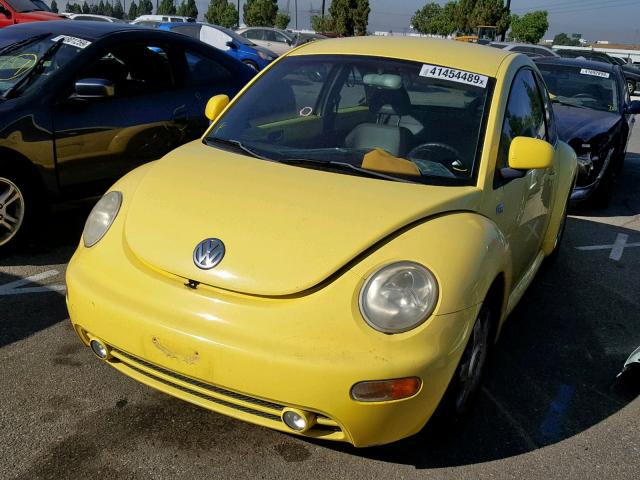3VWCC21C3XM437732 - 1999 VOLKSWAGEN NEW BEETLE ყვითელი ფოტო 2