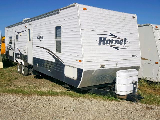 4YDT32B2887200333 - 2008 KEYSTONE HORNET WHITE photo 1